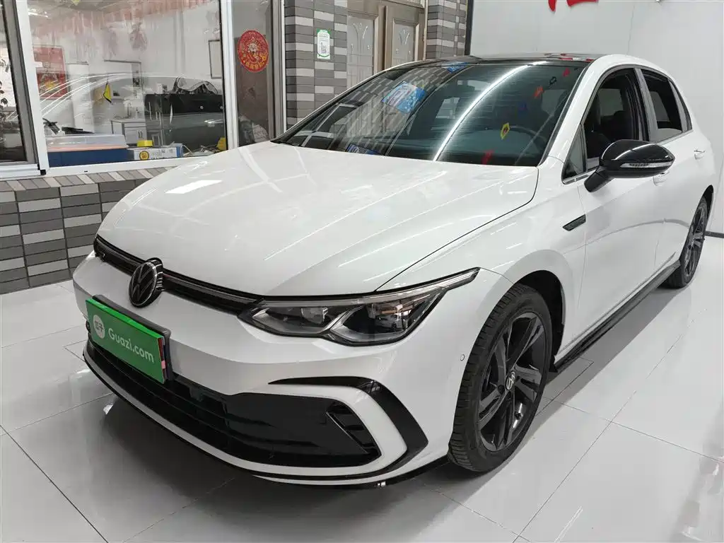 Volkswagen Golf 2023