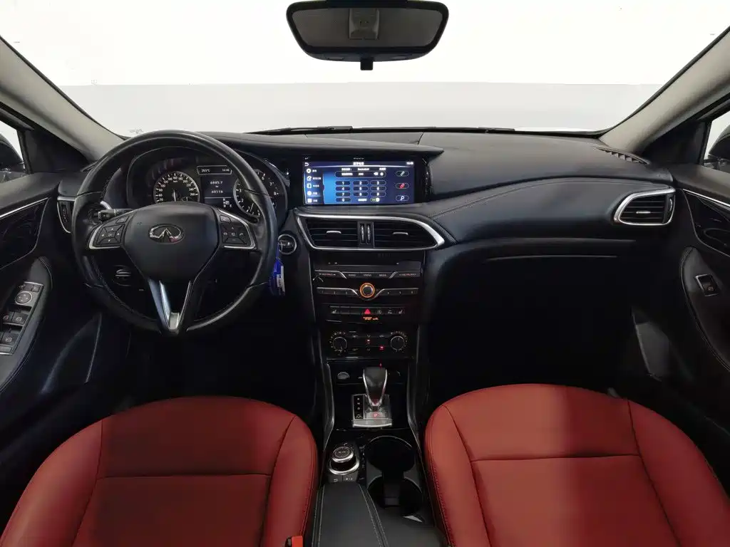 Infiniti QX30 — миниатюра 5