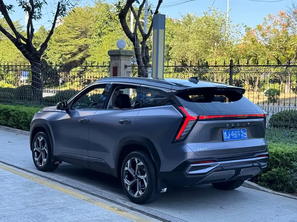 Geely Boyue L — миниатюра 4