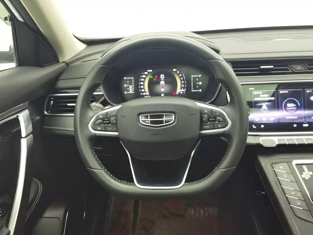Geely Boyue — миниатюра 11