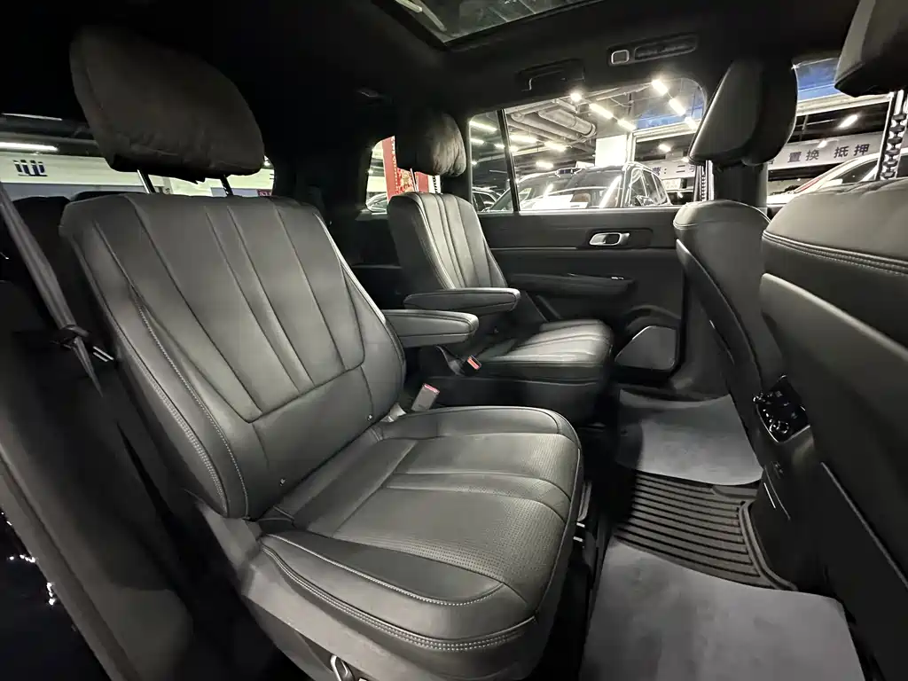 Li Auto Li ONE — миниатюра 14