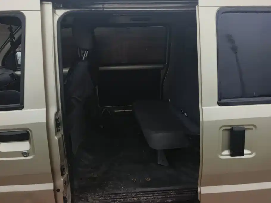 Wuling Rongguang — миниатюра 11