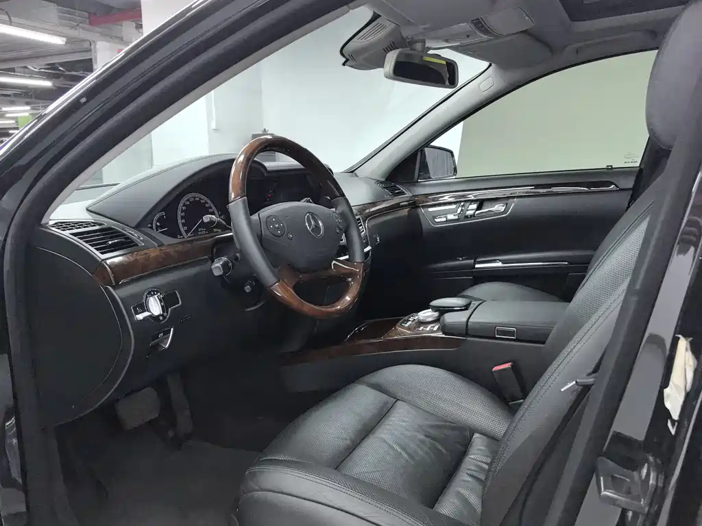 Mercedes-Benz S-Class — миниатюра 4