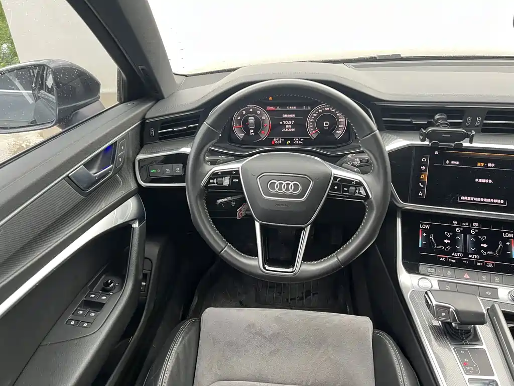 Audi A6L — миниатюра 9