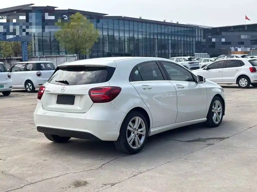 Mercedes-Benz A-Class (Import) — миниатюра 7