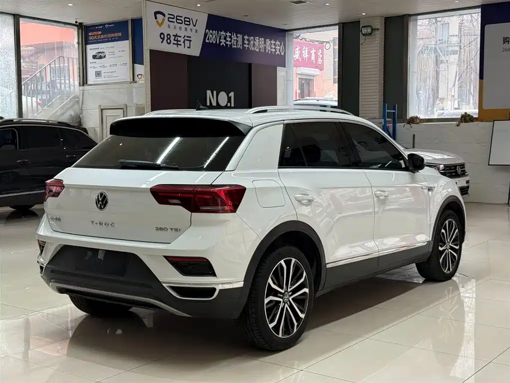 VOLKSWAGEN T ROC EXPLORING SONGS
