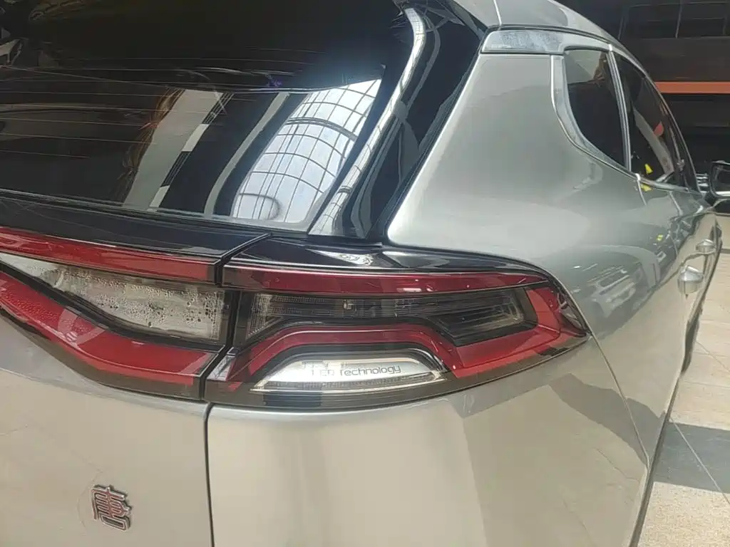 BYD Tang — миниатюра 8