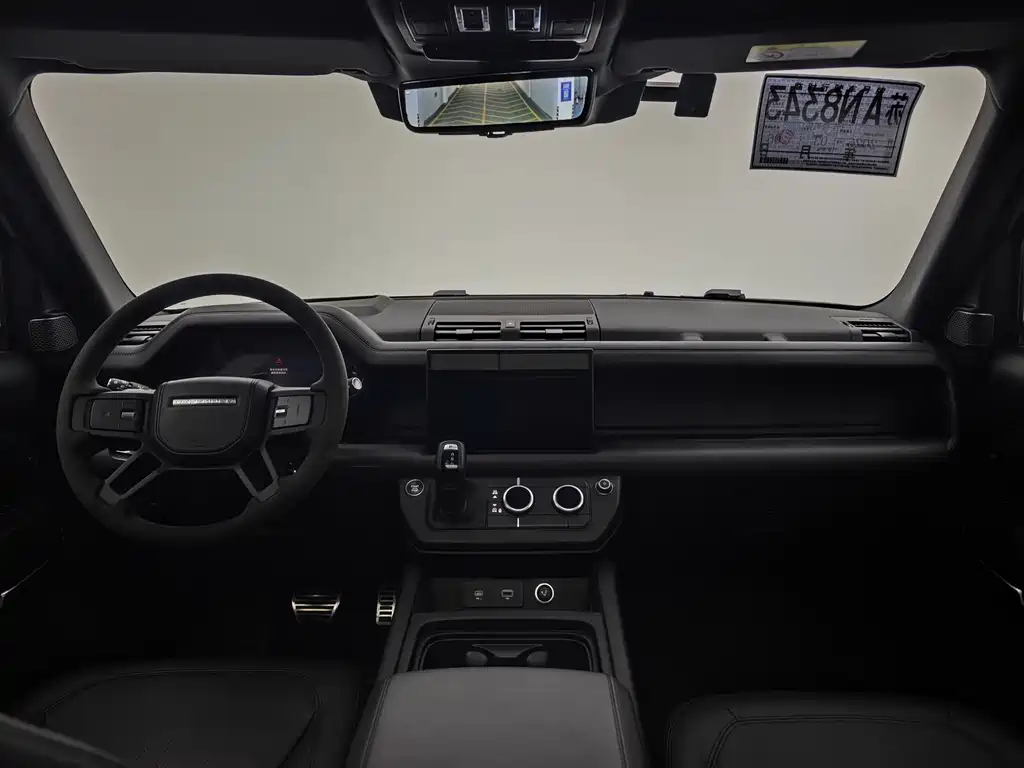 Land Rover Defender — миниатюра 19