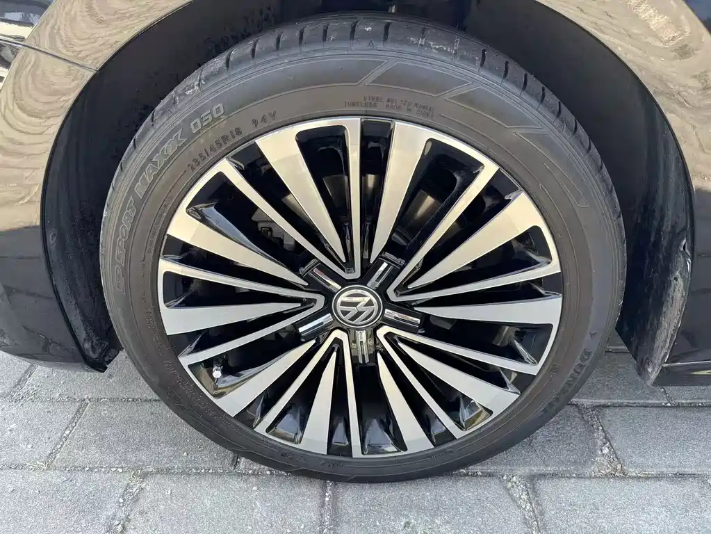 Volkswagen Passat — миниатюра 10
