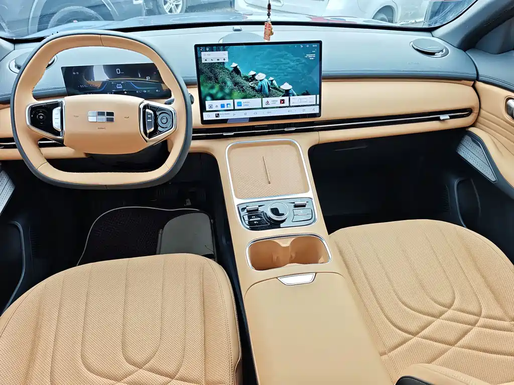 GEELY GALAXY GALAXY STARSHIP 7 EM I