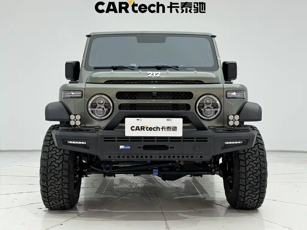 212 212 T01 — миниатюра 3