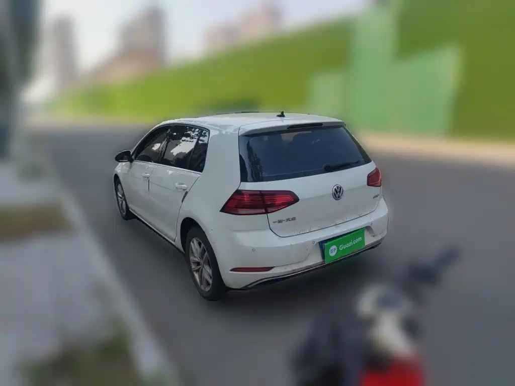 Volkswagen Golf — миниатюра 25