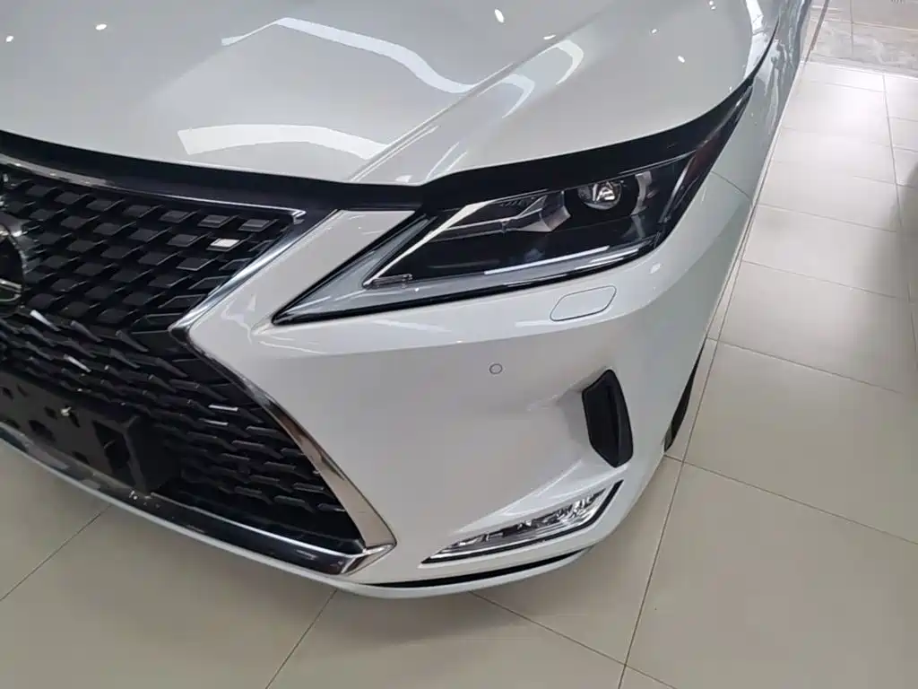 Lexus RX — миниатюра 24