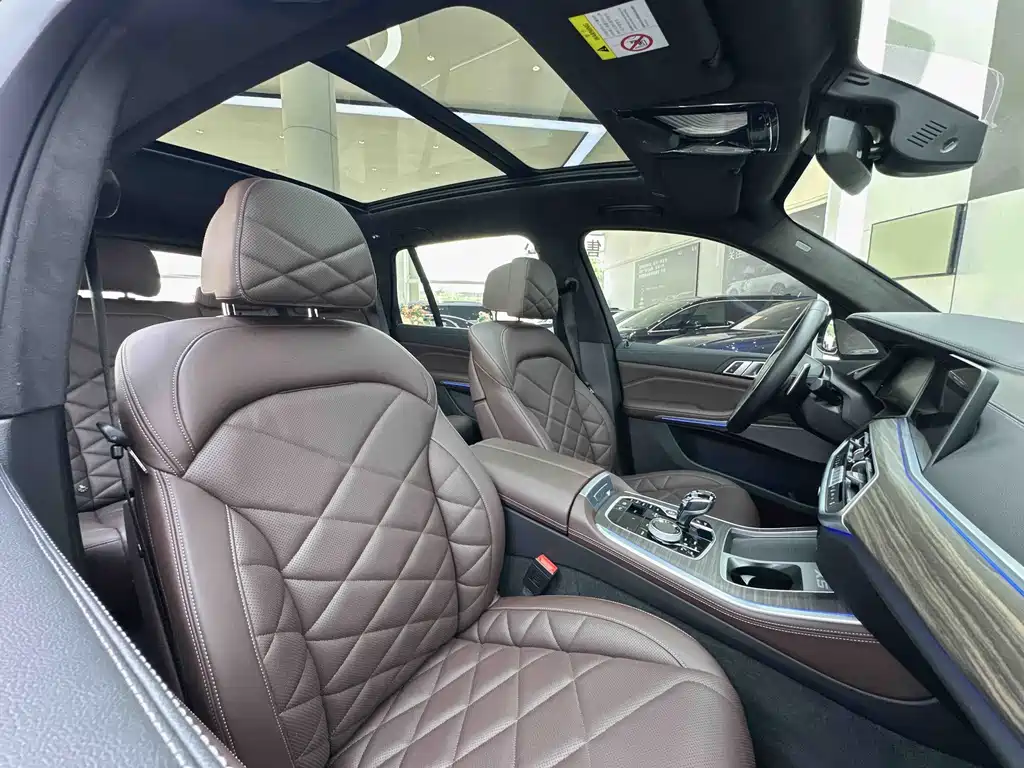 BMW X5 — миниатюра 9