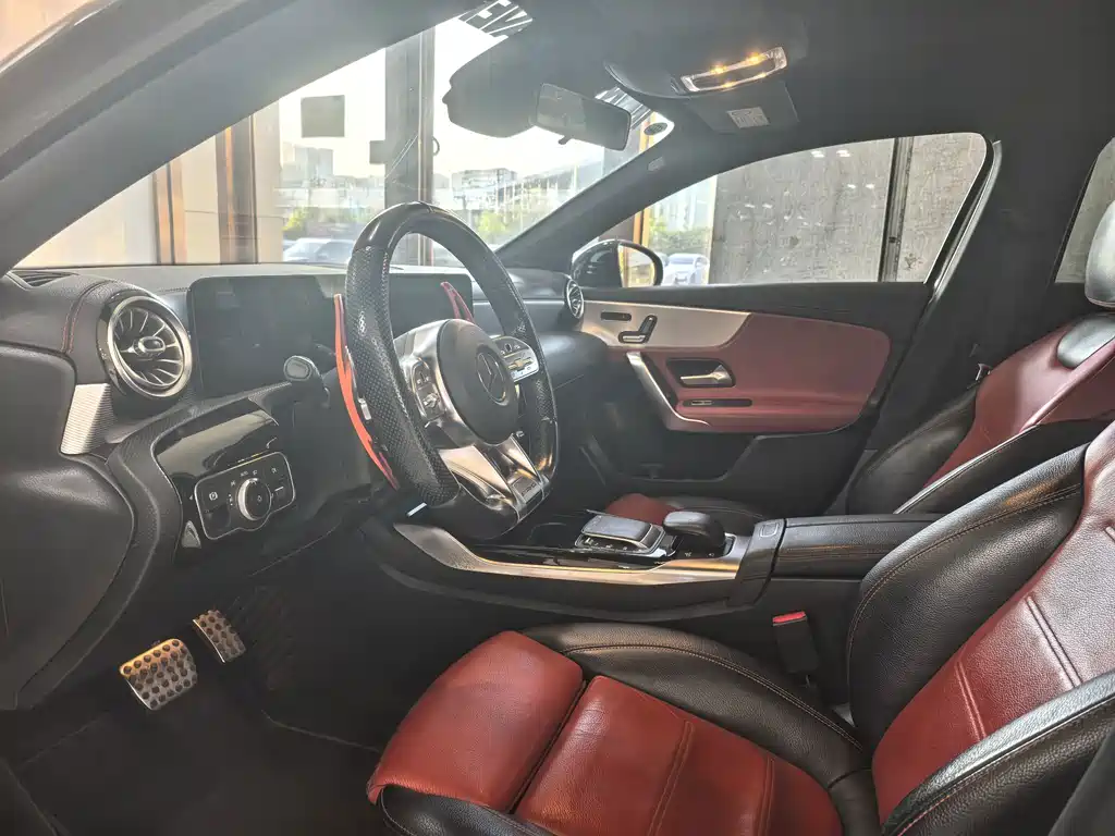Mercedes-Benz A-Class AMG — миниатюра 4