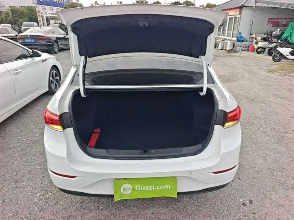 Buick Excelle — миниатюра 19