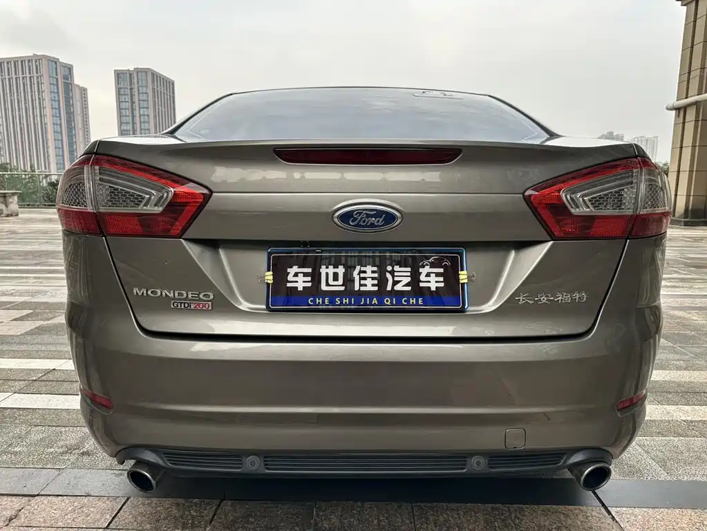 Ford Mondeo - 2011 2.0L GTDi200 Fashion