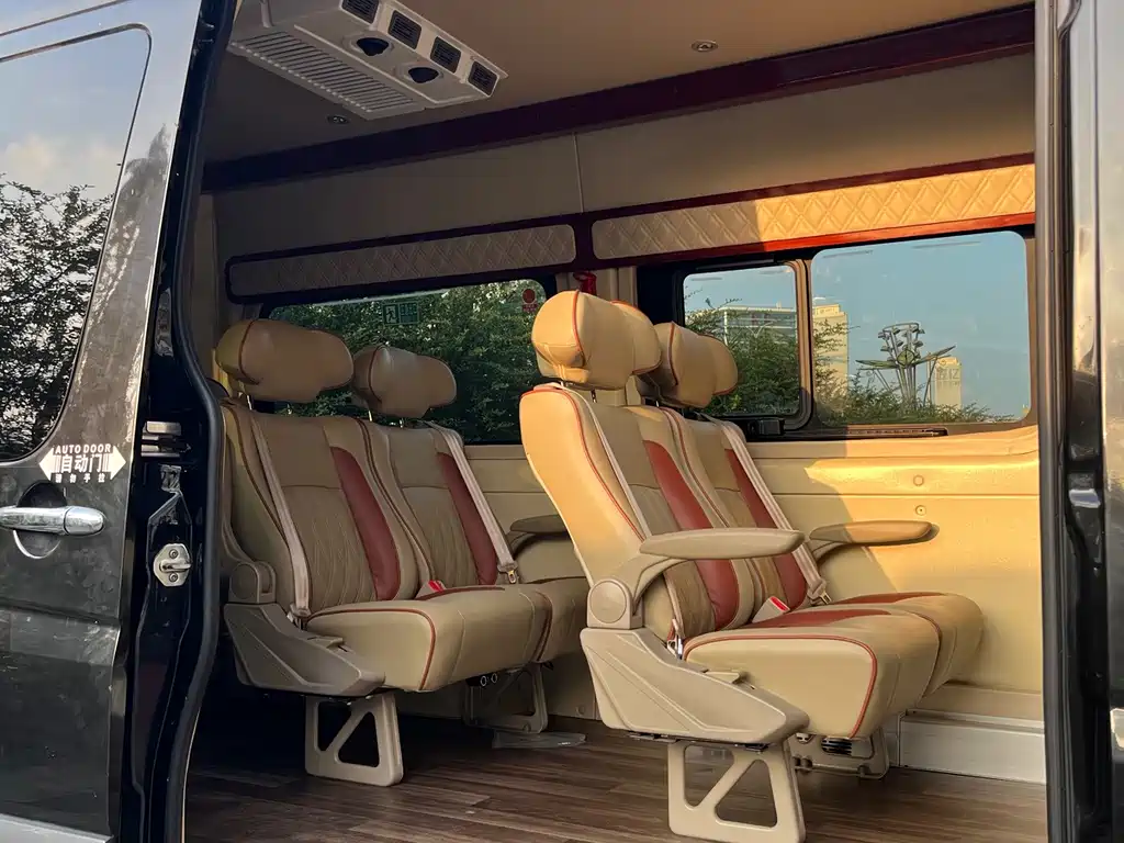 Mercedes-Benz Sprinter — миниатюра 9