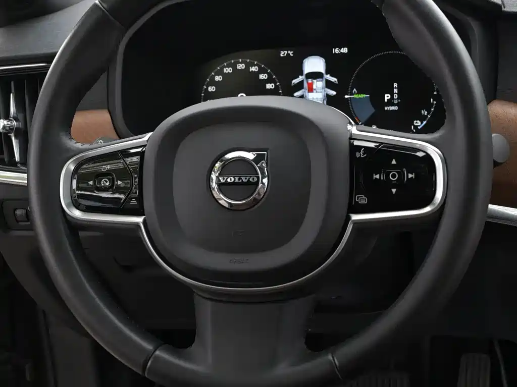 Volvo S90 PHEV — миниатюра 12