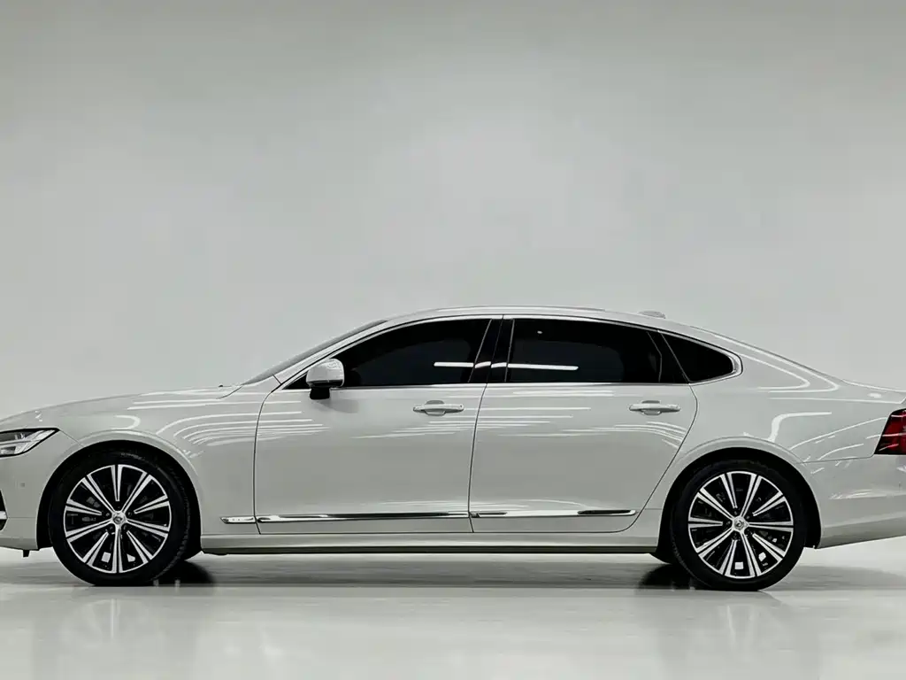Volvo S90 — миниатюра 2