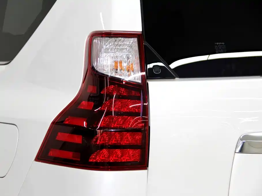 Lexus GX — миниатюра 32