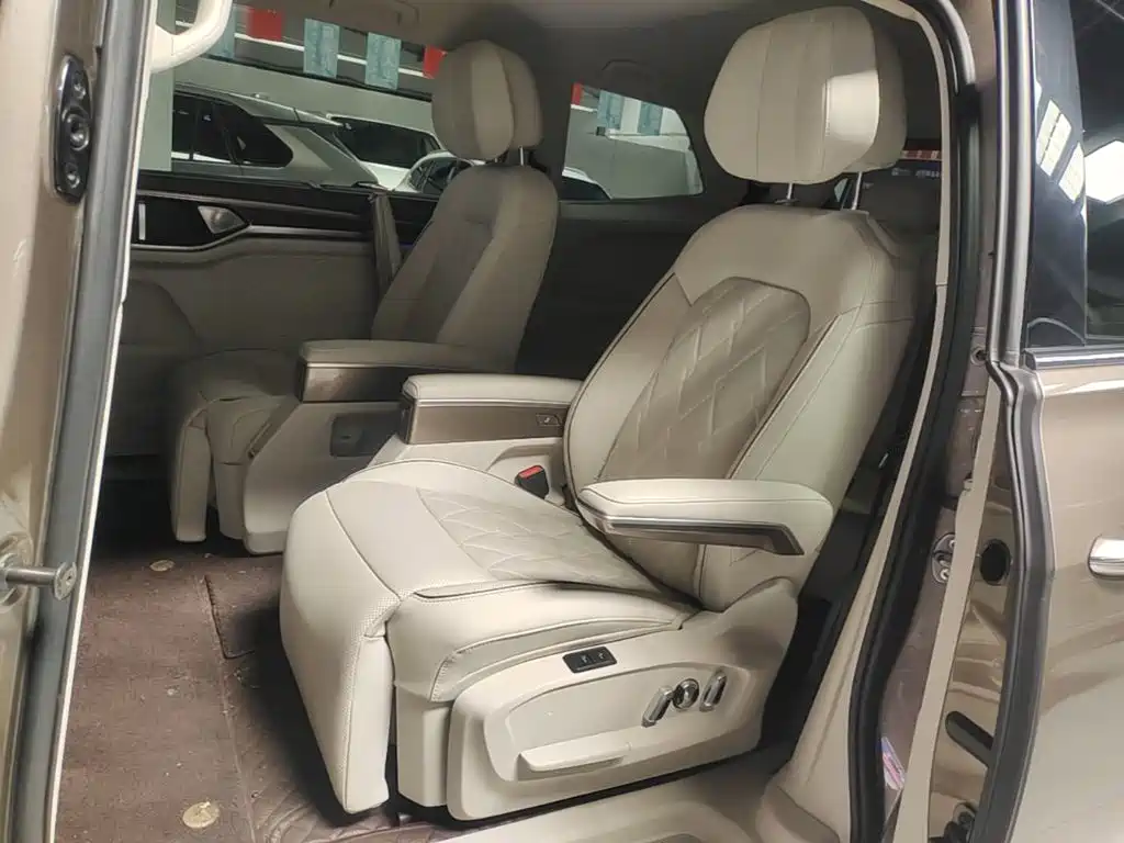 Volkswagen Viloran — миниатюра 17