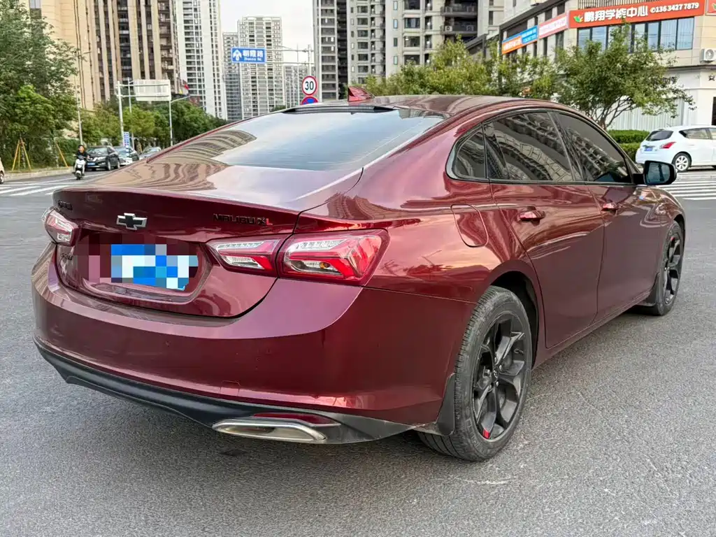 Chevrolet Malibu XL — миниатюра 12