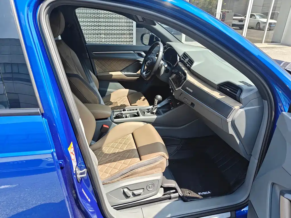 Audi Q3 — миниатюра 16
