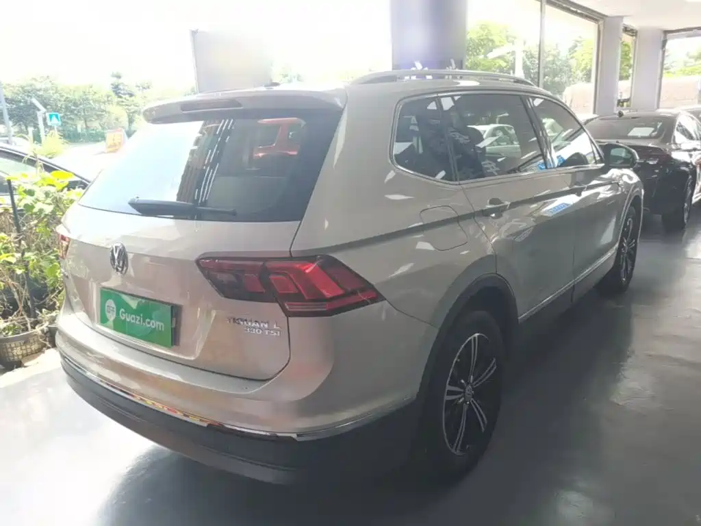 Volkswagen Tiguan L — миниатюра 7