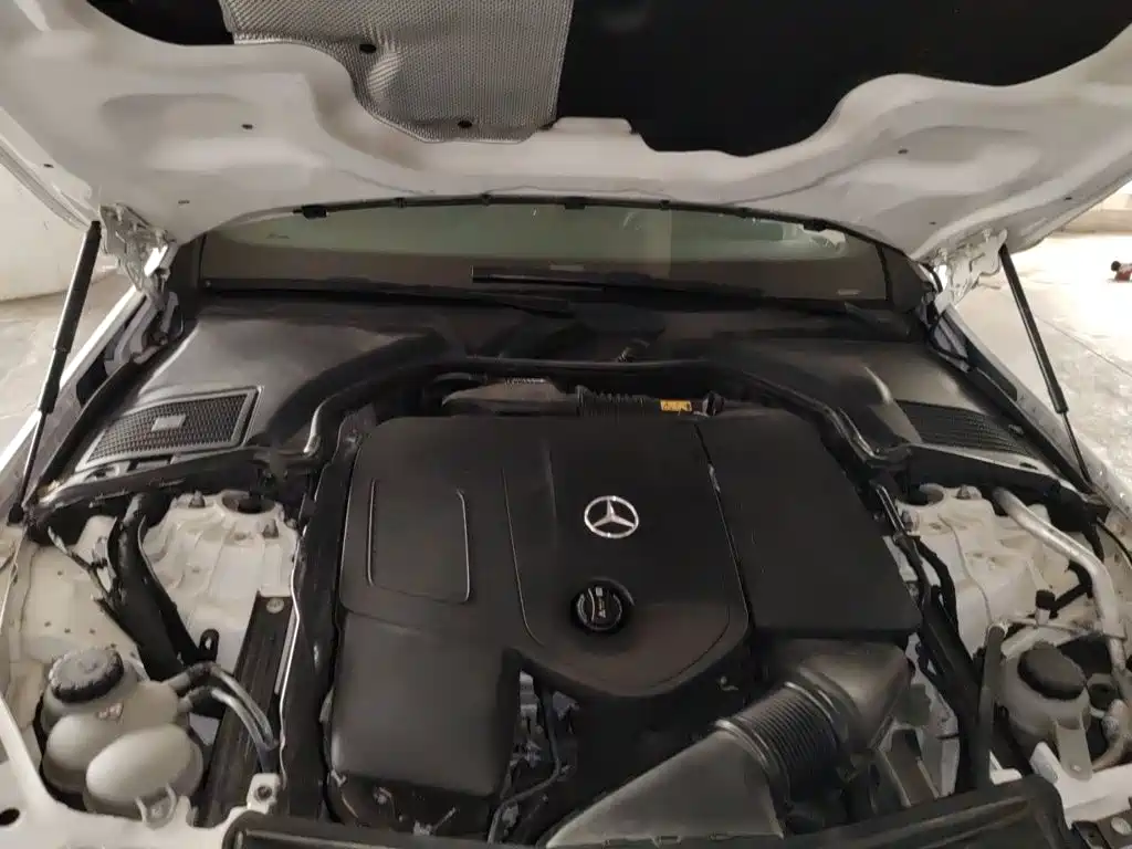 Mercedes-Benz C-Class — миниатюра 21