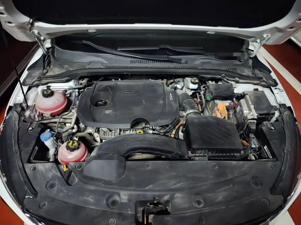 Geely L HiP — миниатюра 21