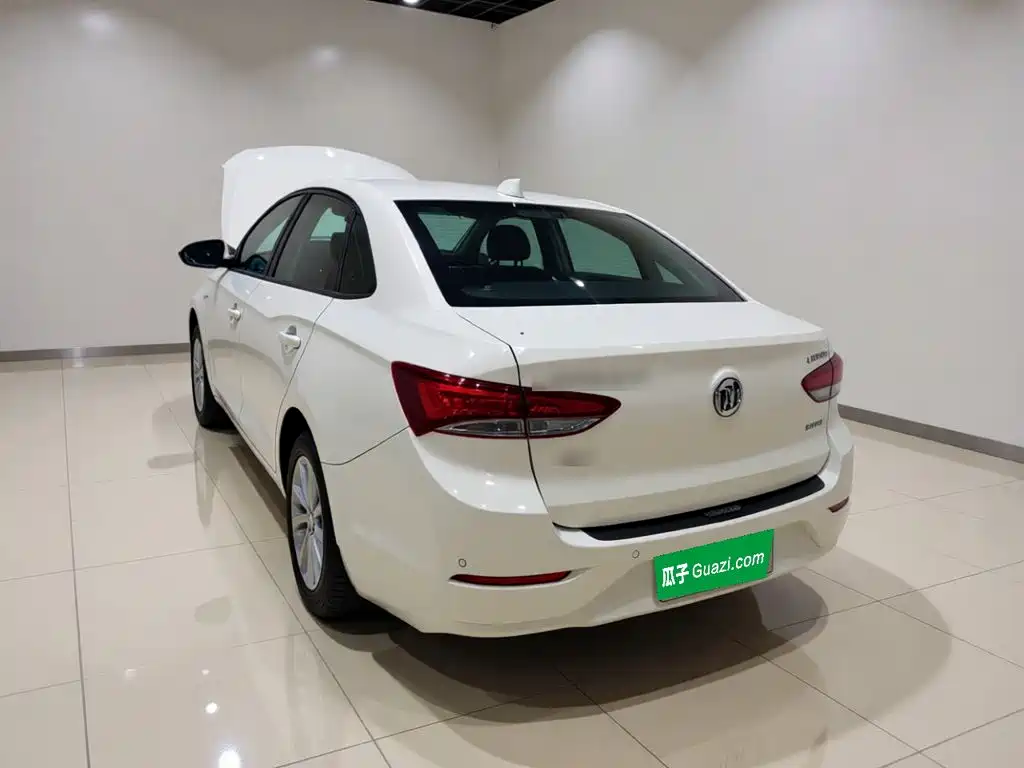 Buick Excelle — миниатюра 4