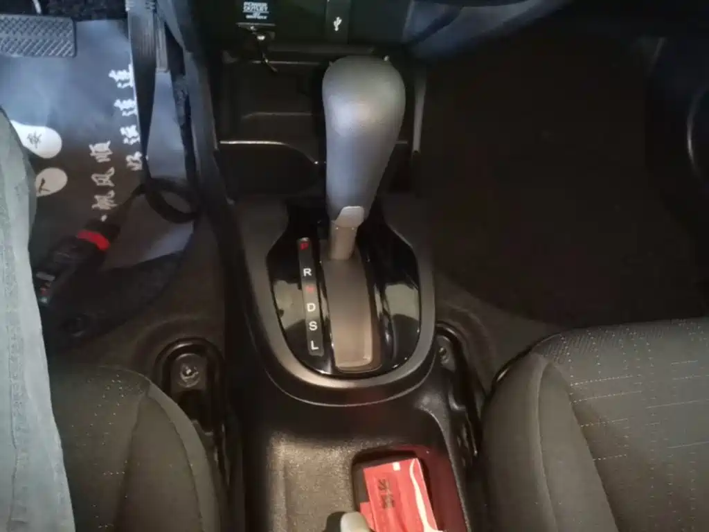 Honda Fit — миниатюра 14