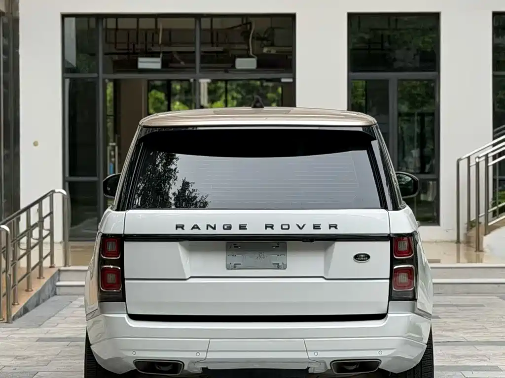 Land Rover Range Rover — миниатюра 6