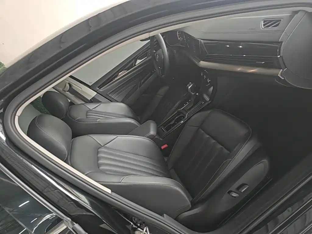 Volkswagen Passat — миниатюра 25