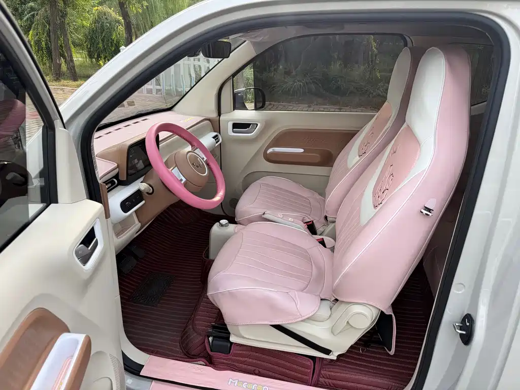Wuling MINIEV — миниатюра 8