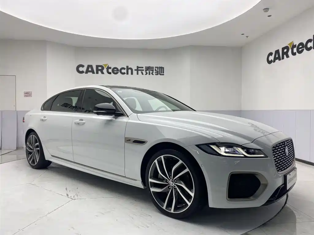 Jaguar XFL 2024 2.0T P300 Flagship Sport