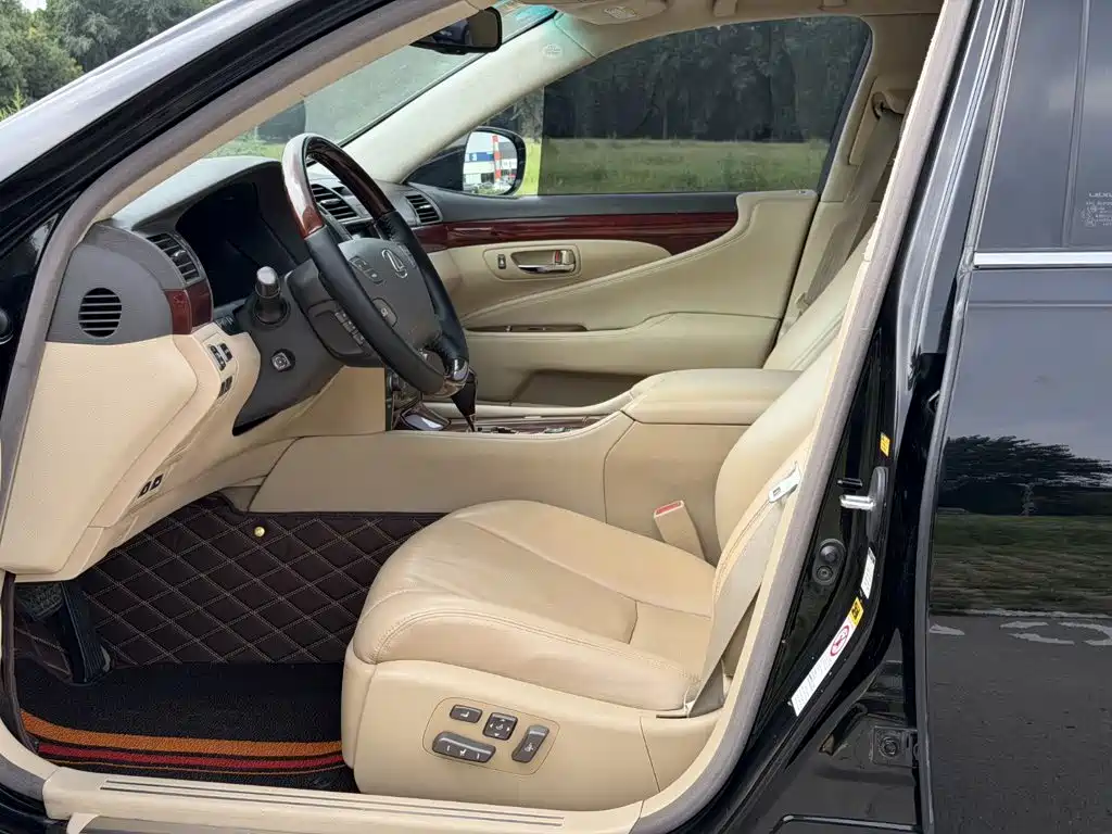 Lexus LS 2006 460L Luxury
