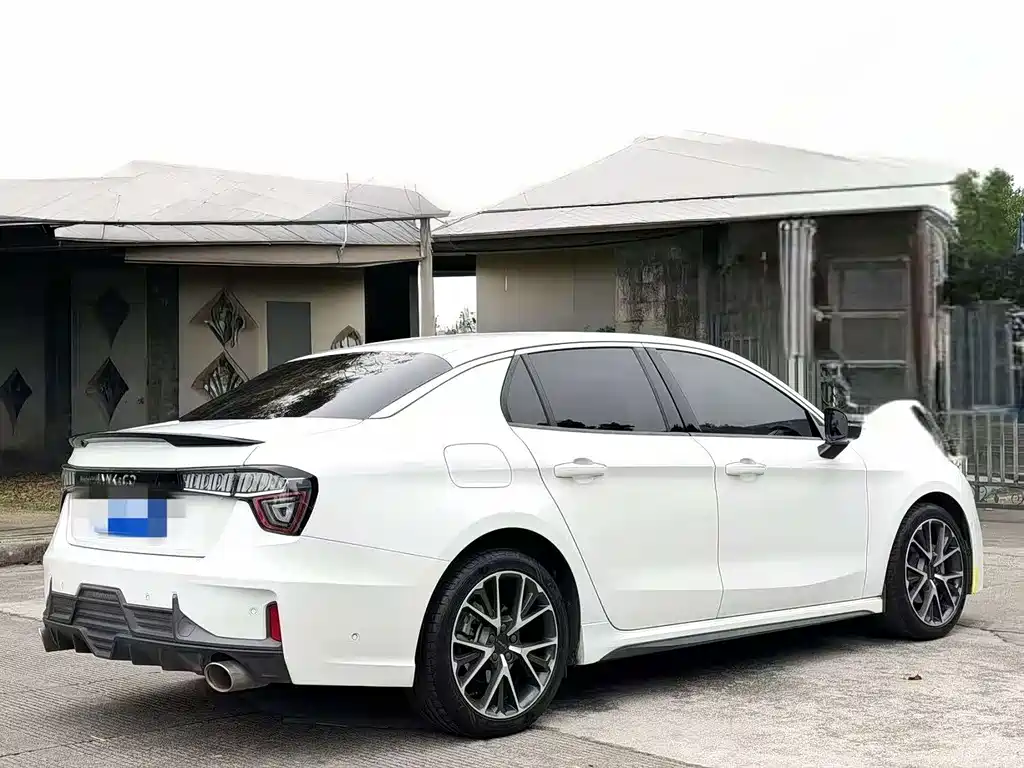 Lynk & Co 03 2019 1.5TD DCT VI