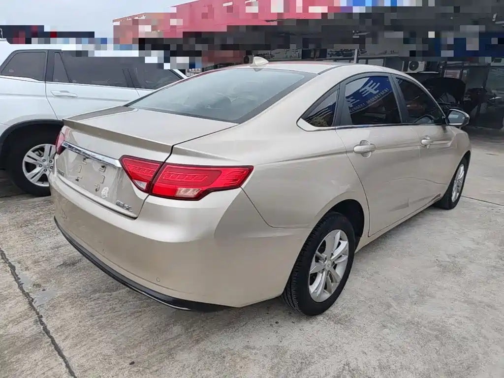 Geely Emgrand GL — миниатюра 7