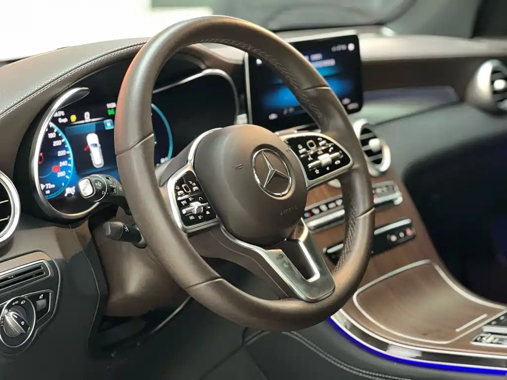 Mercedes-Benz GLC 2021 GLC 300 L 4MATIC