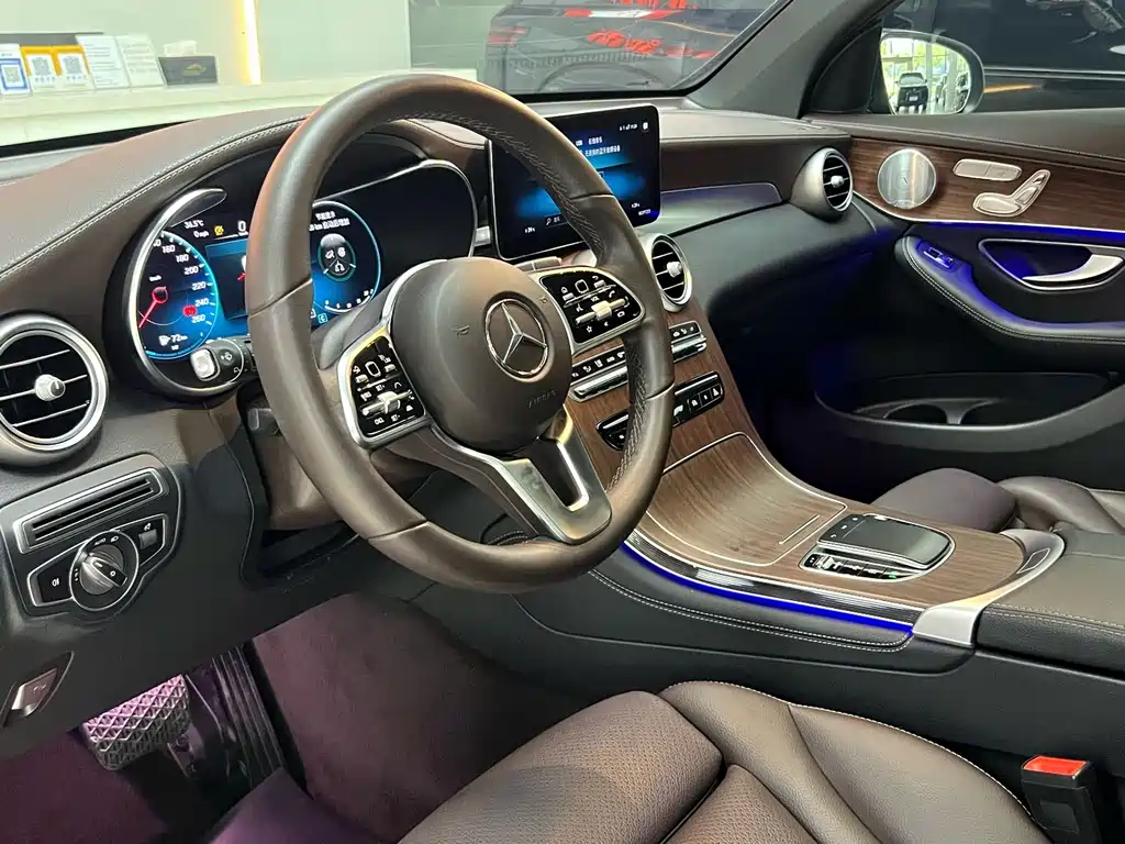 Mercedes-Benz GLC 2021 GLC 300 L 4MATIC
