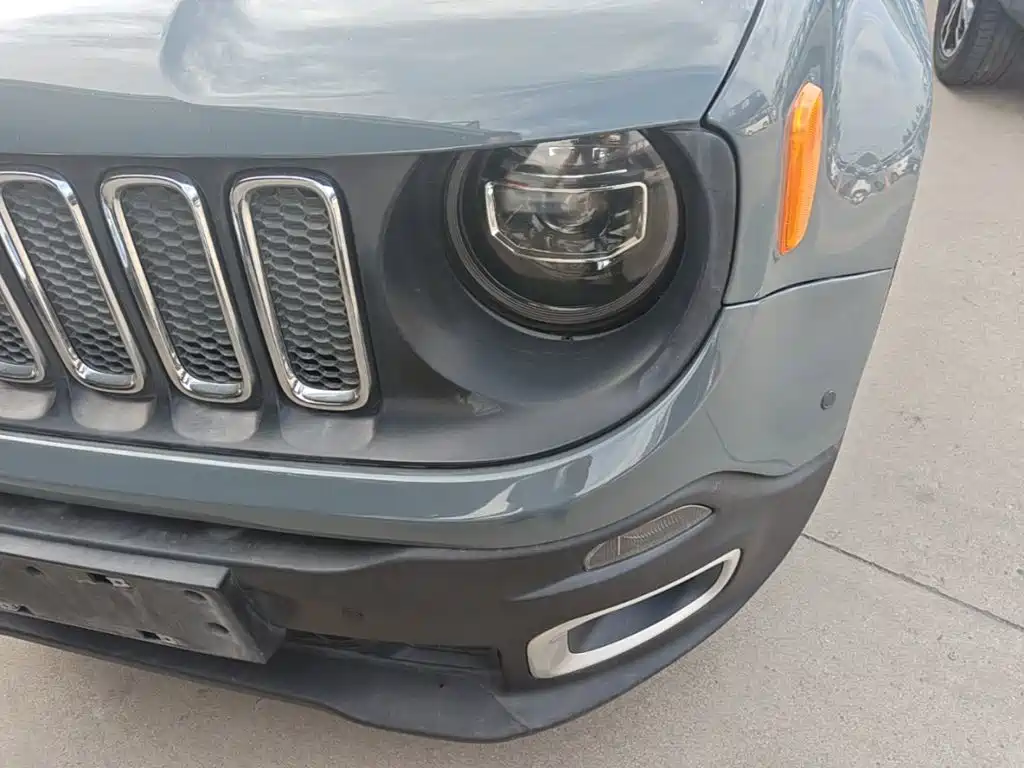 Jeep Renegade — миниатюра 24