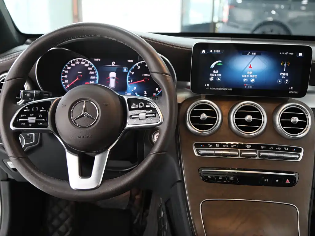 Mercedes-Benz GLC 2022 GLC 260 L 4MATIC Luxury