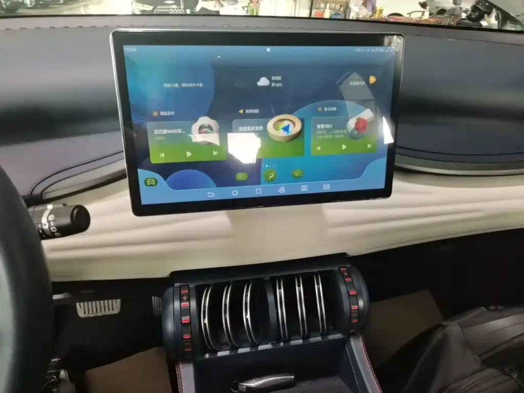 BYD Yuan Plus — миниатюра 13