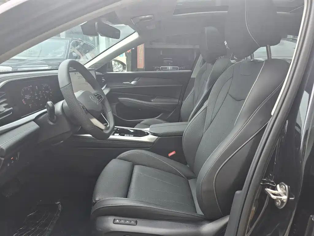 Volkswagen Passat 2026 Pro 380TSI