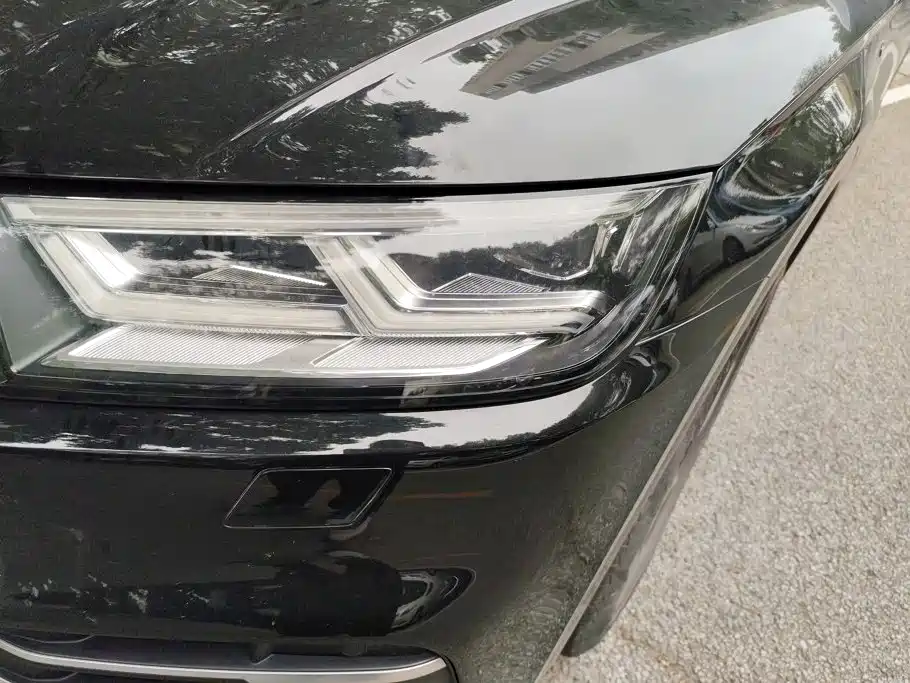 Audi Q5L — миниатюра 5
