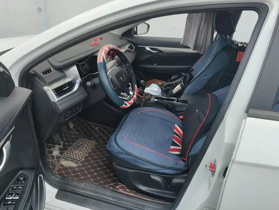 Geely Emgrand — миниатюра 9
