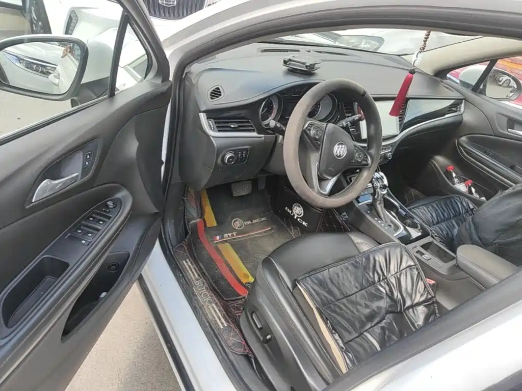 Buick Verano — миниатюра 16