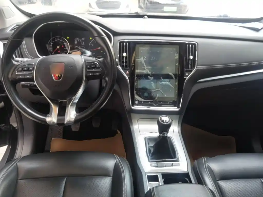 Roewe RX5 — миниатюра 10